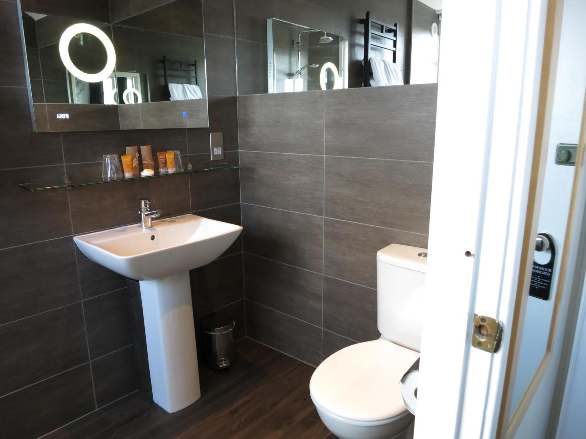 The Studley Hotel Харрогейт Номер фото
